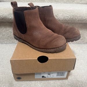 UGGS T Callum Kids Brown Suede Chelsea Boots
